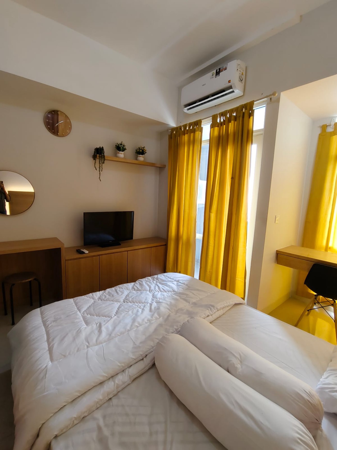 Apartement Vasanta Innopark type studio lokasi strategis di kawasan MM2100, Siap Huni, Full Furnished, 