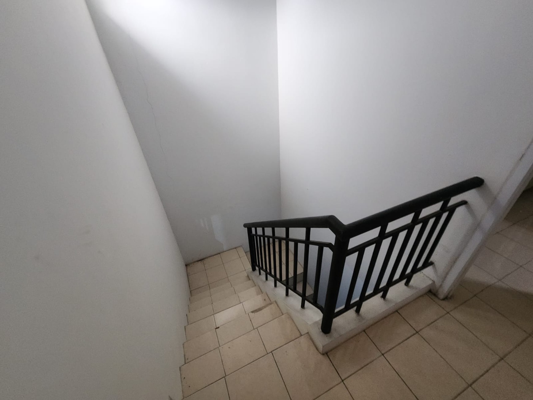 Rumah 2 Lantai Siap Huni di Kota Wisata 