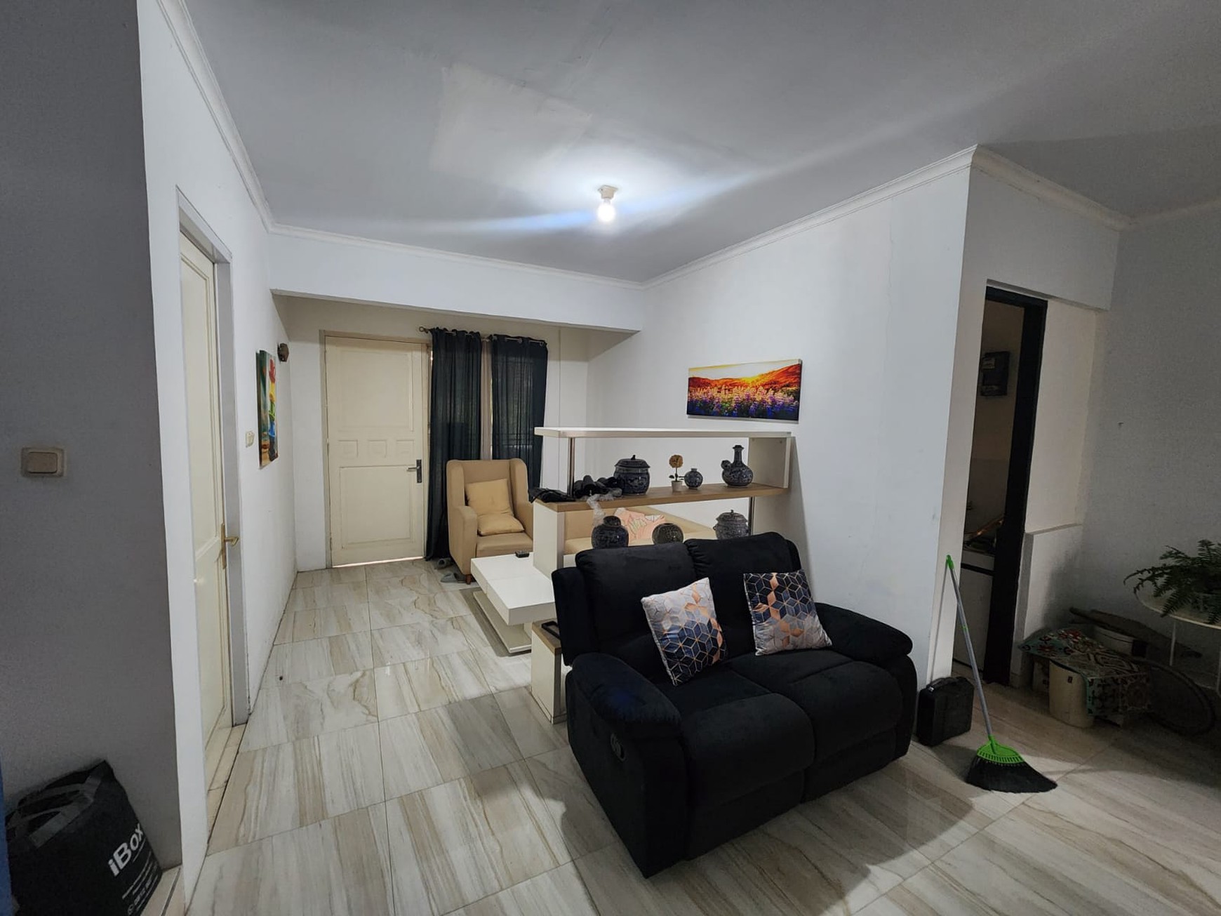 Rumah 2 Lantai Siap Huni di Kota Wisata 