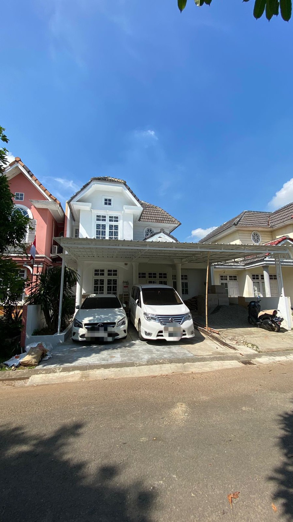 RUMAH SIAP HUNI DI LOKASI STRATEGIS DI CLUSTER CARIBBEAN DEKAT DENGAN AEON MALL 