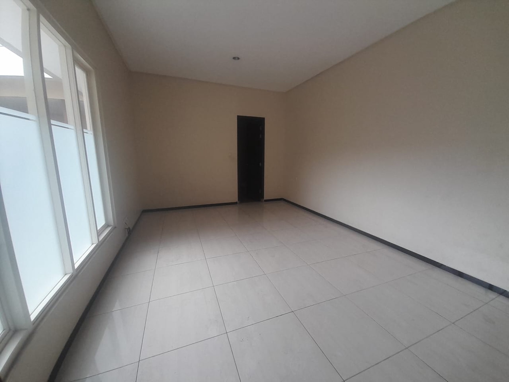 Rumah 2 lantai Puri Kartika Sari,kel Purwodadi, kec. Blimbing, Kota Malang,
