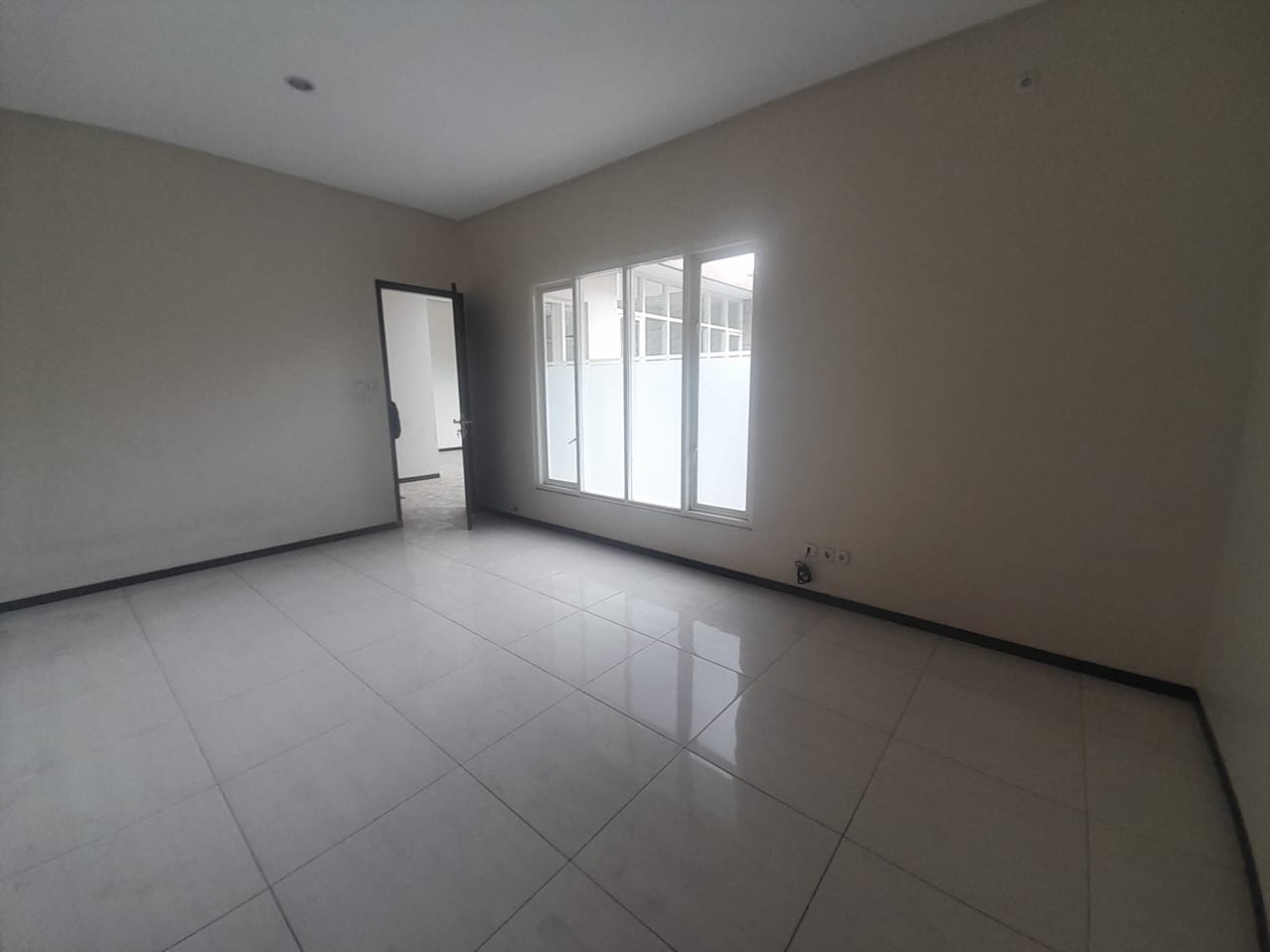Rumah 2 lantai Puri Kartika Sari,kel Purwodadi, kec. Blimbing, Kota Malang,