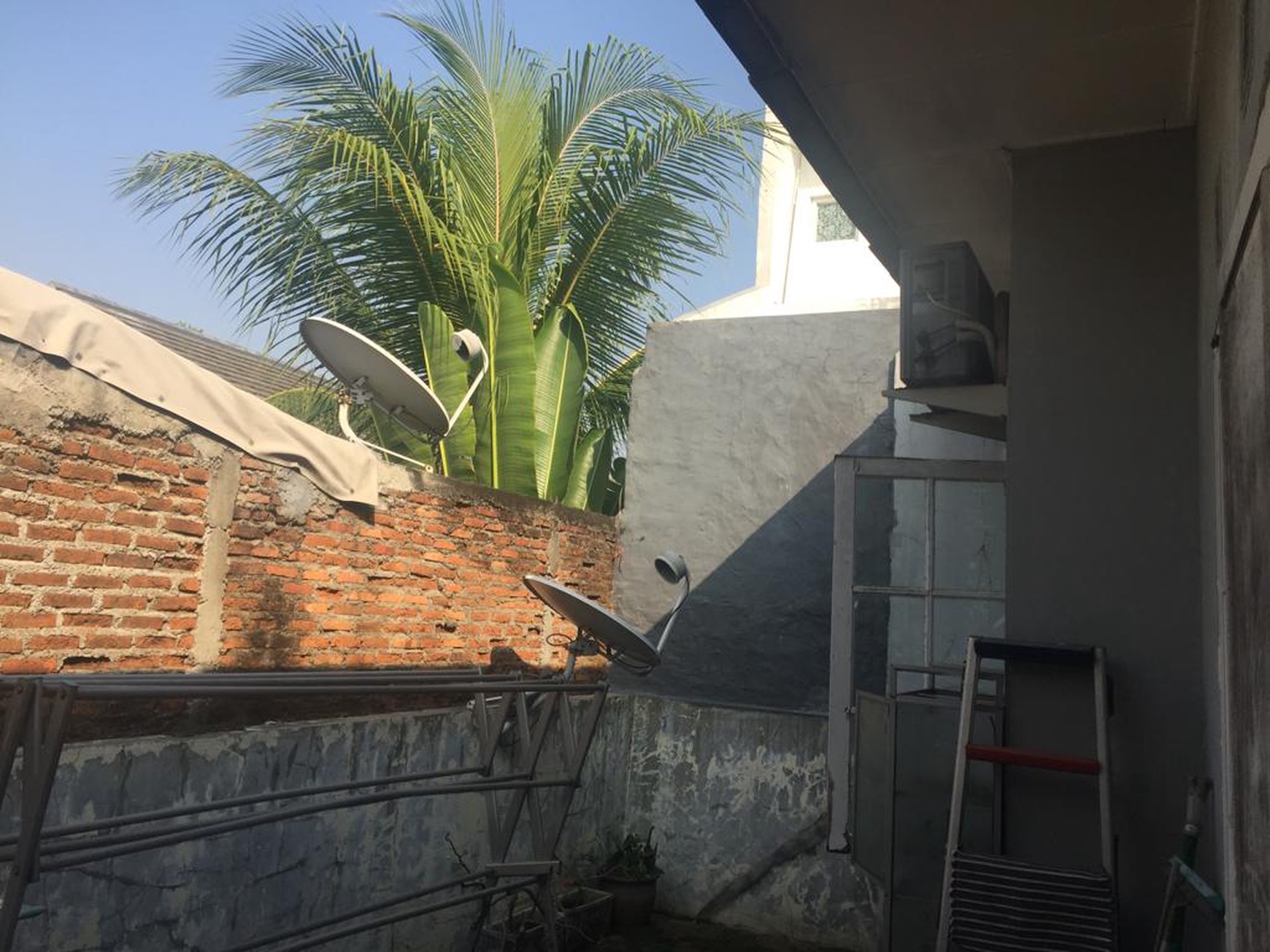 RUMAH SIAP HUNI LOKASI STRATEGIS DI ZONA AMERIKA CLUSTER ROSEVILLE DEKAT DENGAN AEON MALL  DELTAMAS