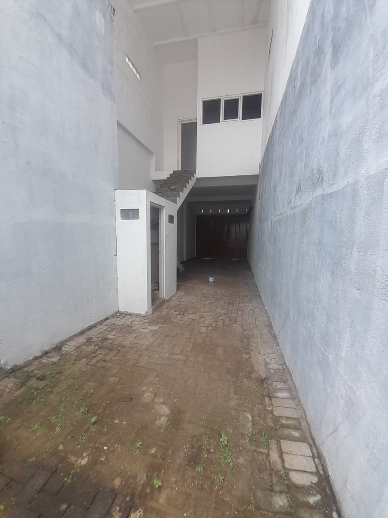 Rumah Mewah kel. Buring, Kec. Kedungkandang, kota Malang