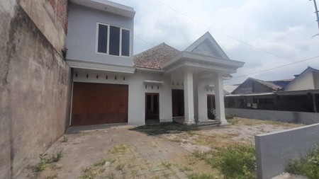 Rumah Mewah kel. Buring, Kec. Kedungkandang, kota Malang