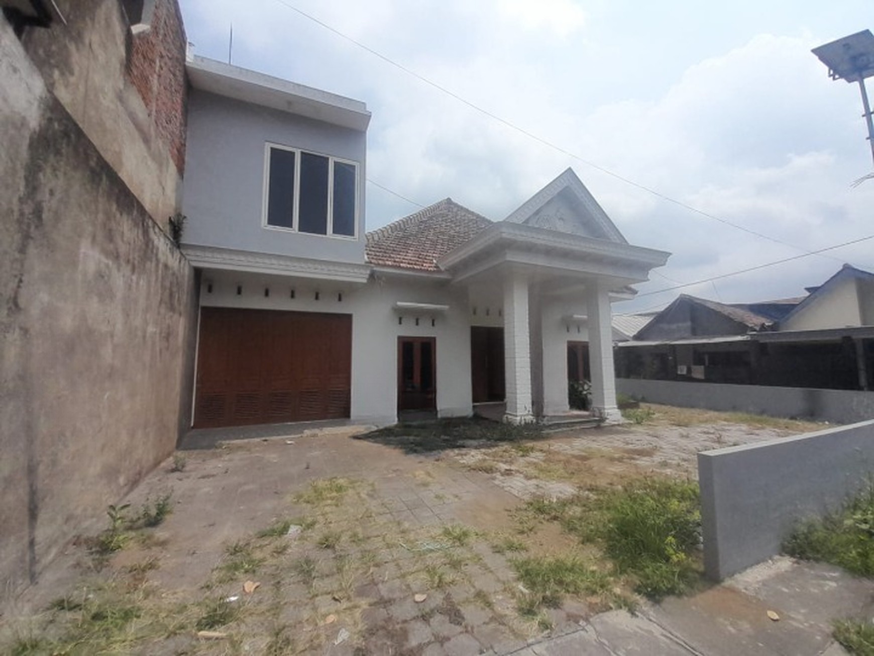 Rumah Mewah kel. Buring, Kec. Kedungkandang, kota Malang