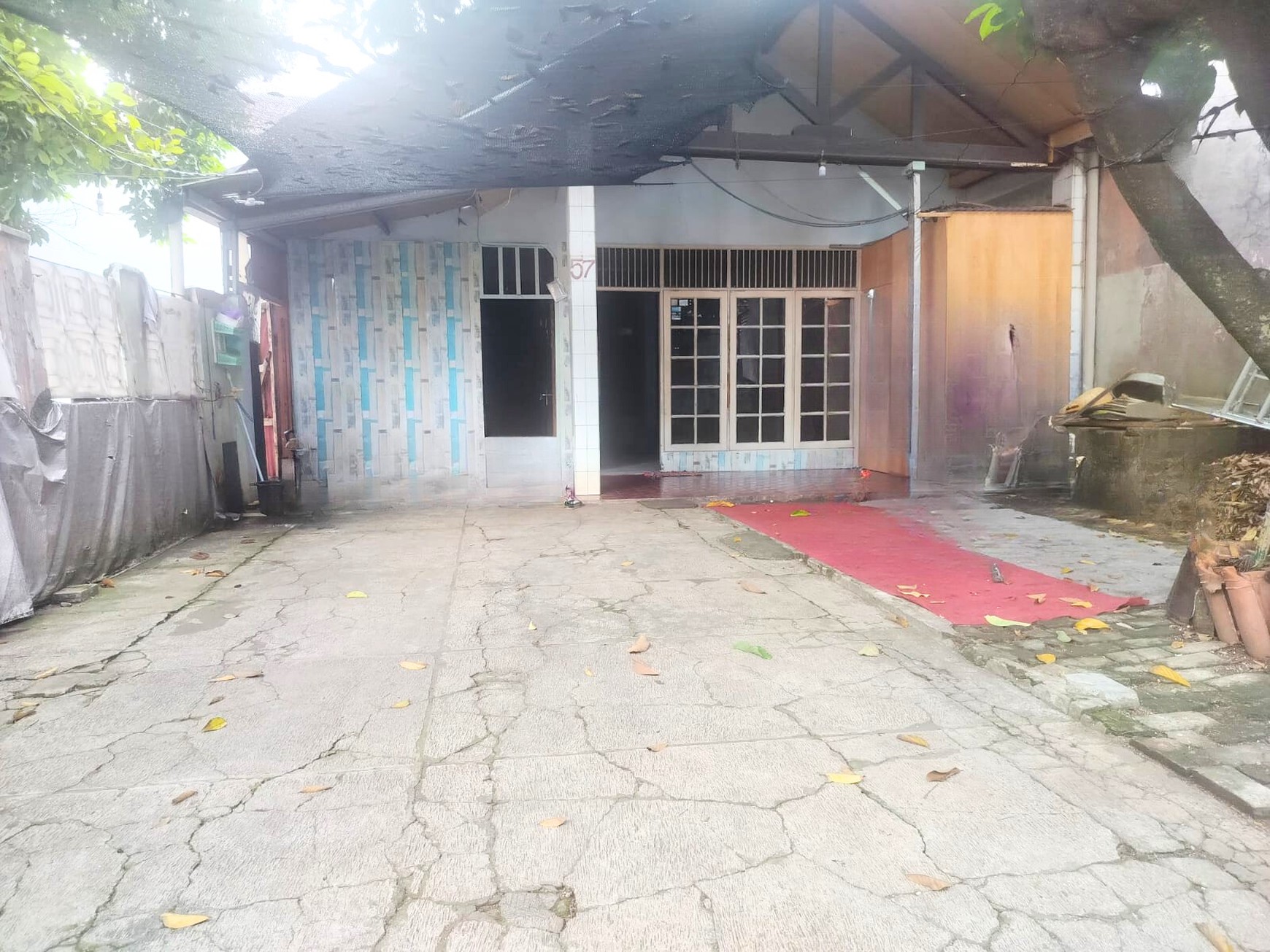 Rumah Hitung Tanah Cocok Untuk Kosan/Kontrakan Luas 464 Dekat MRT