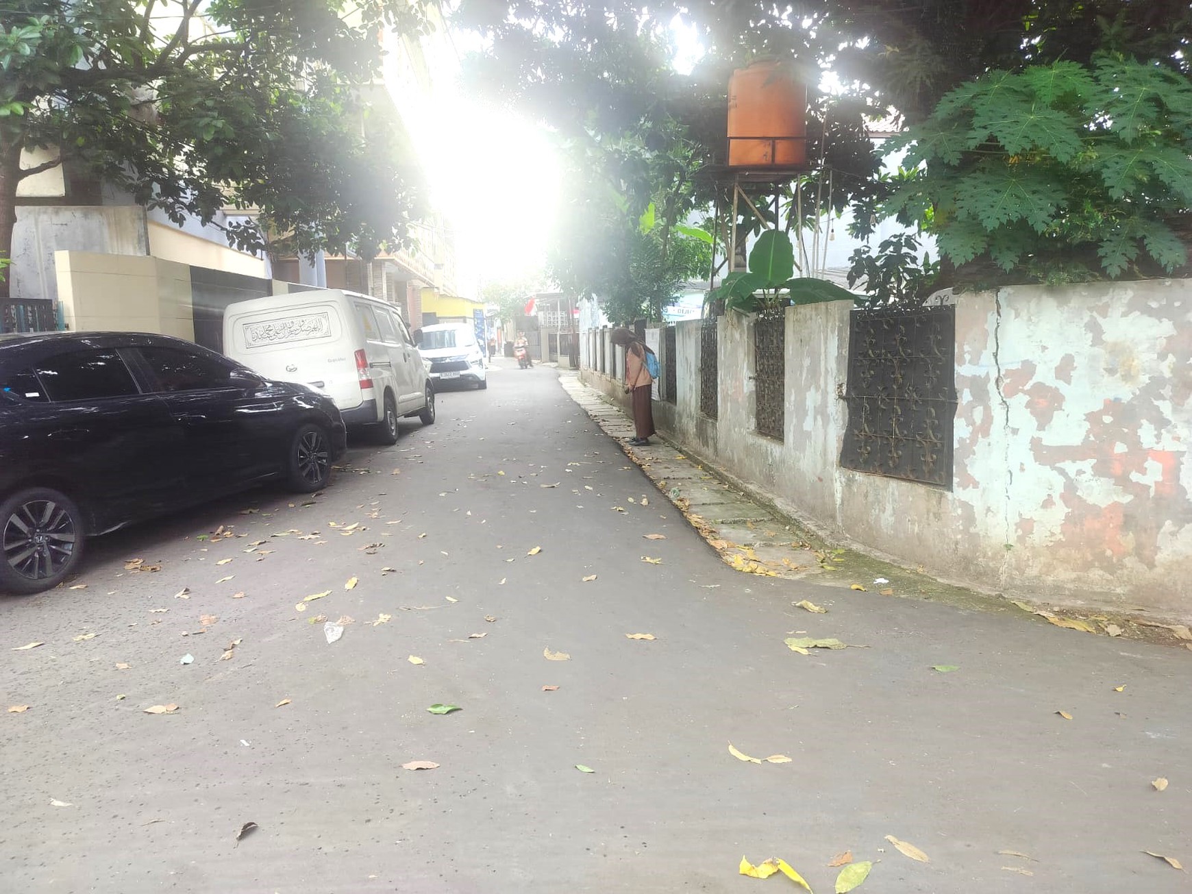 Rumah Hitung Tanah Cocok Untuk Kosan/Kontrakan Luas 464 Dekat MRT