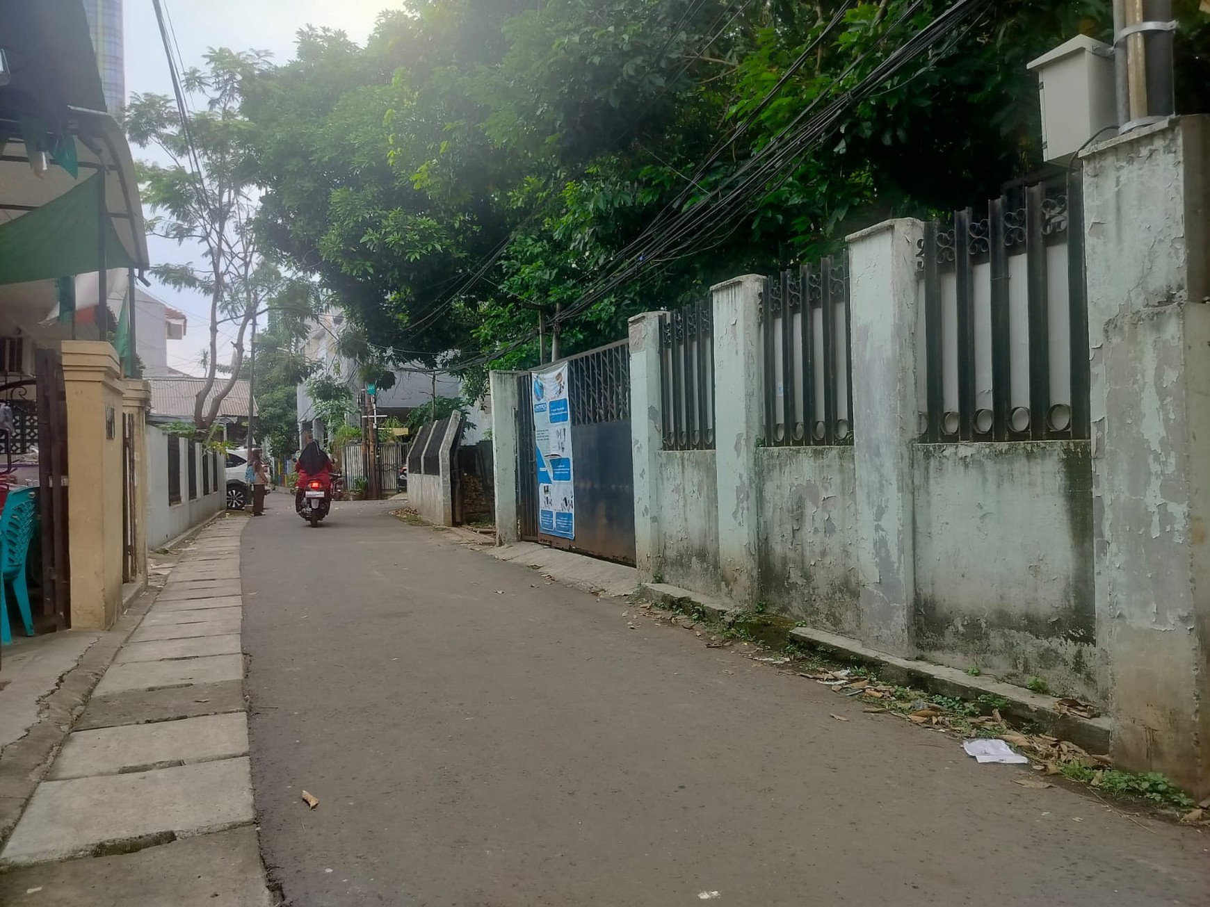 Rumah Hitung Tanah Cocok Untuk Kosan/Kontrakan Luas 464 Dekat MRT