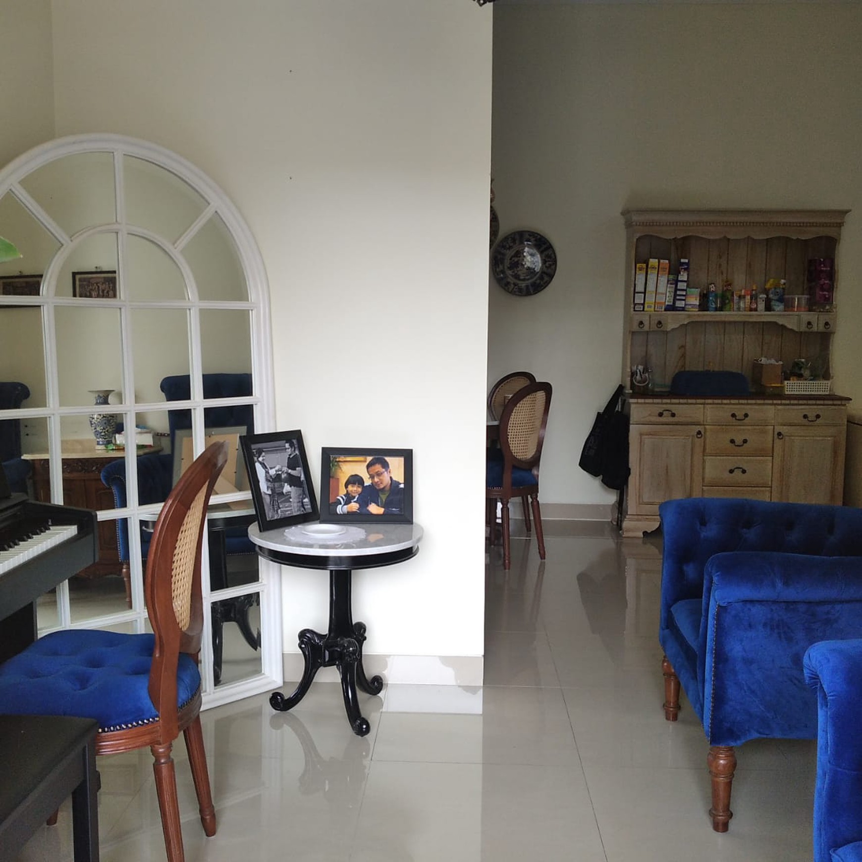 Rumah Mewah Dengan Desain Minimalis Di Perumahan Niten Asri Dekat Budi Mulia.