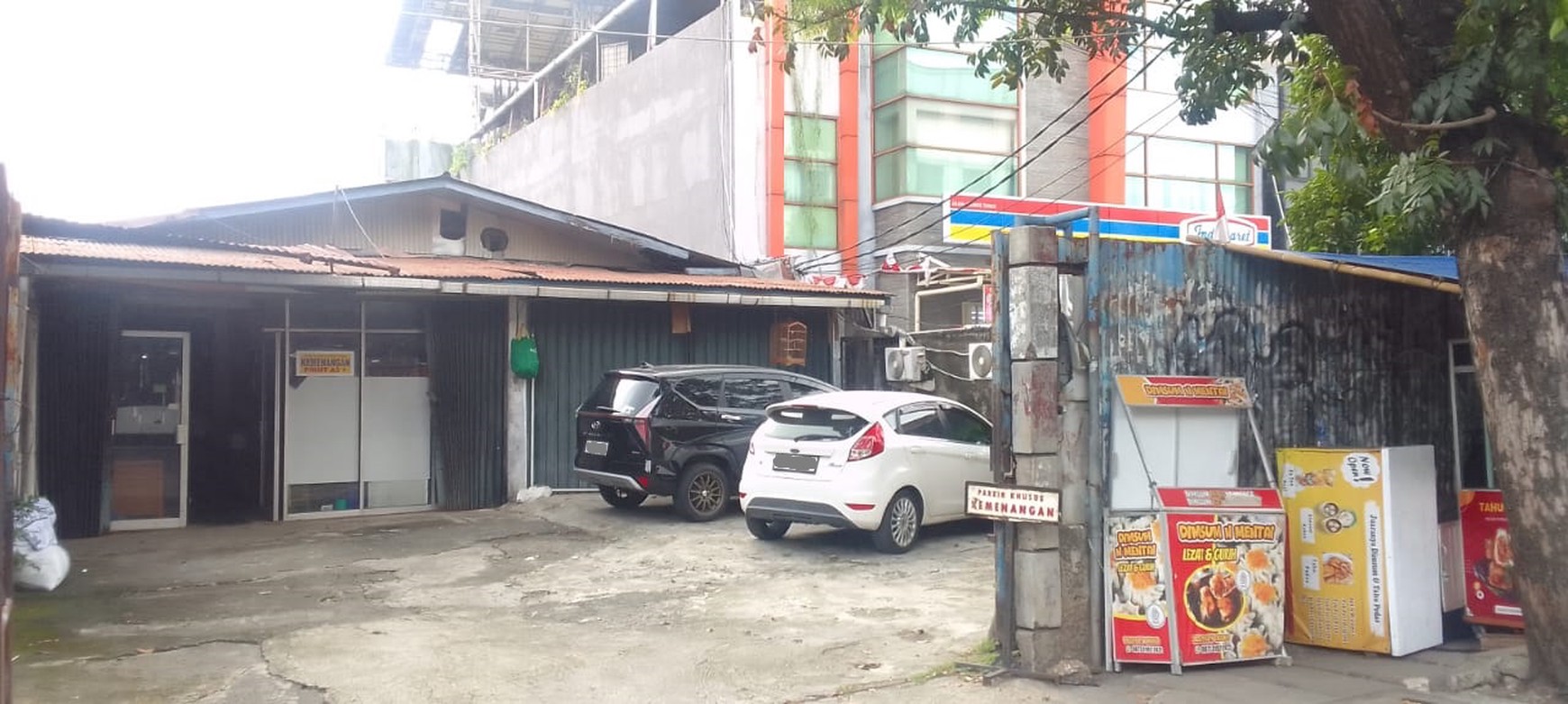 Gudang Usaha Di Lokasi Komersial Mampang Prapatan, Dijual Di bawah NJOP