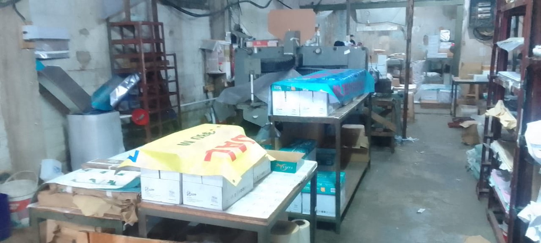Gudang Usaha Di Lokasi Komersial Mampang Prapatan, Dijual Di bawah NJOP