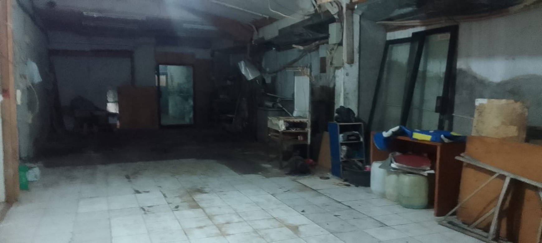 Gudang Usaha Di Lokasi Komersial Mampang Prapatan, Dijual Di bawah NJOP