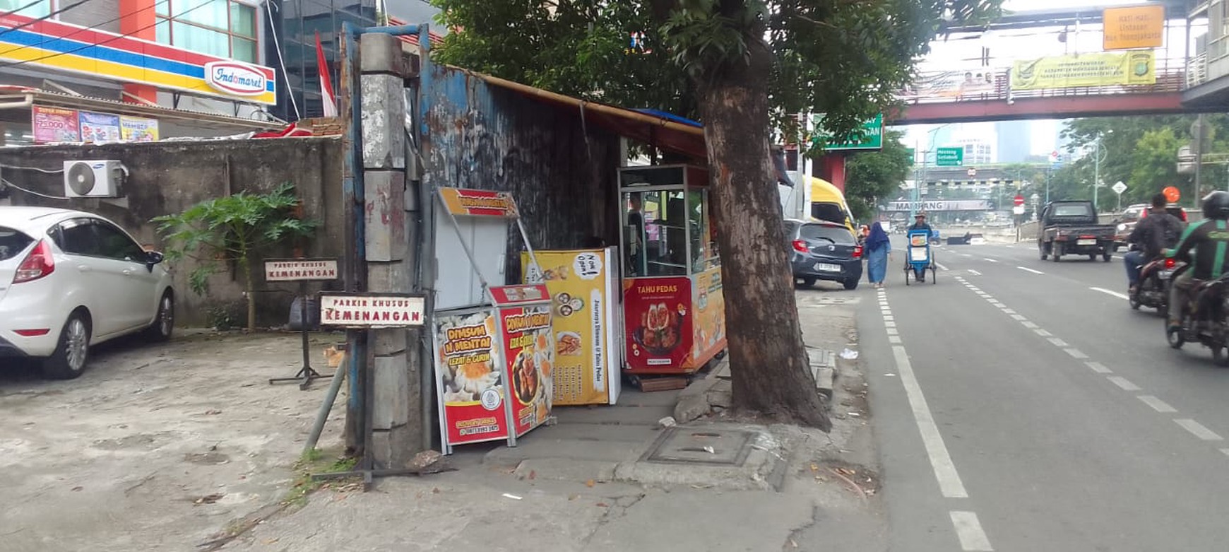 Gudang Usaha Di Lokasi Komersial Mampang Prapatan, Dijual Di bawah NJOP