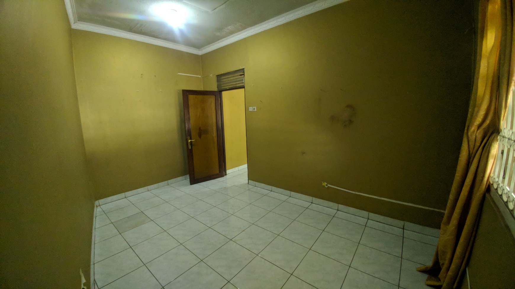 Rumah Lokasi Depan Taman Di Tebet Utara Jakarta Selatan