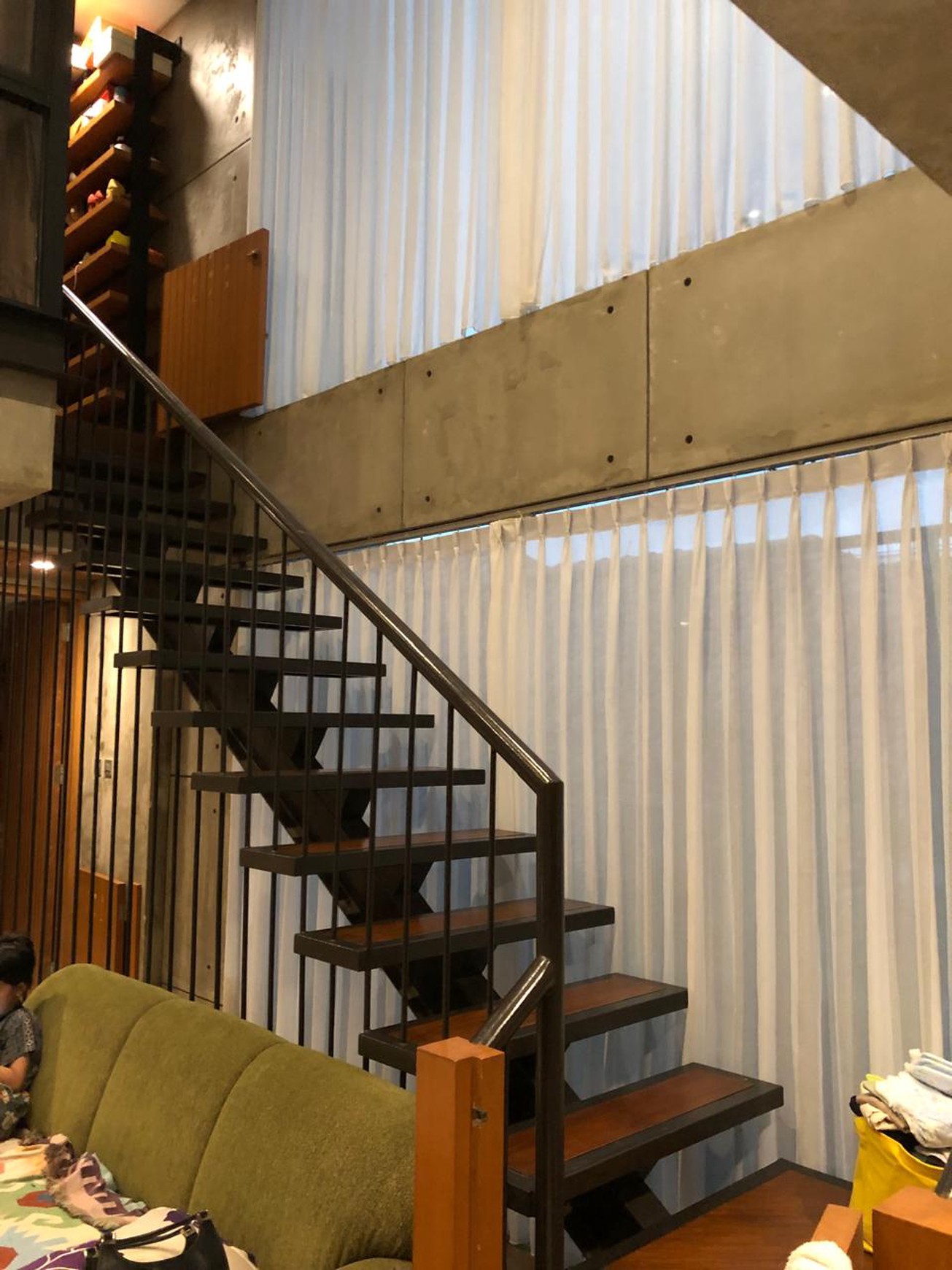 Rumah 3 Lantai + Basement Dijual di Rasamala Raya Menteng Dalam Tebet