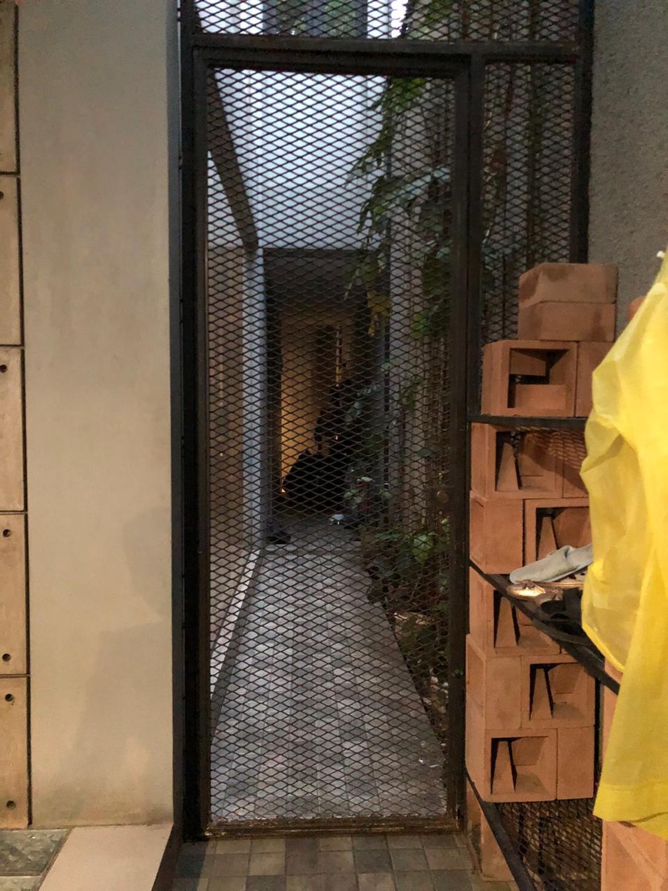 Rumah 3 Lantai + Basement Dijual di Rasamala Raya Menteng Dalam Tebet