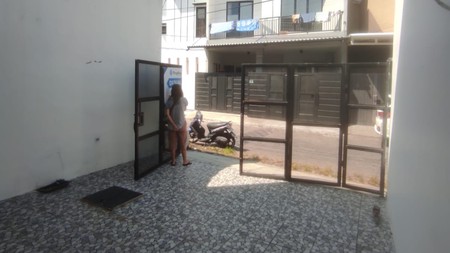 Dijual Rumah Kos Kostan Semolowaru Selatan - Baru Modern Full Furnished - Row Jalan 3 Mobil - SHM