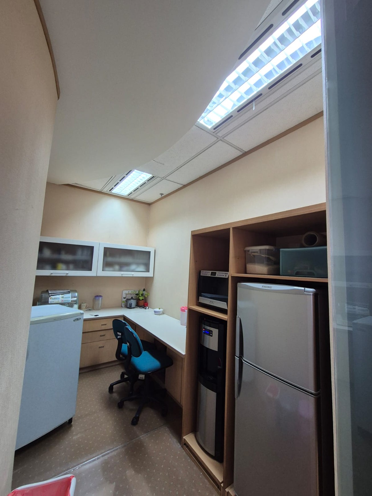Disewakan office space Plaza Asia Senayan di jl Jend. Sudirman 