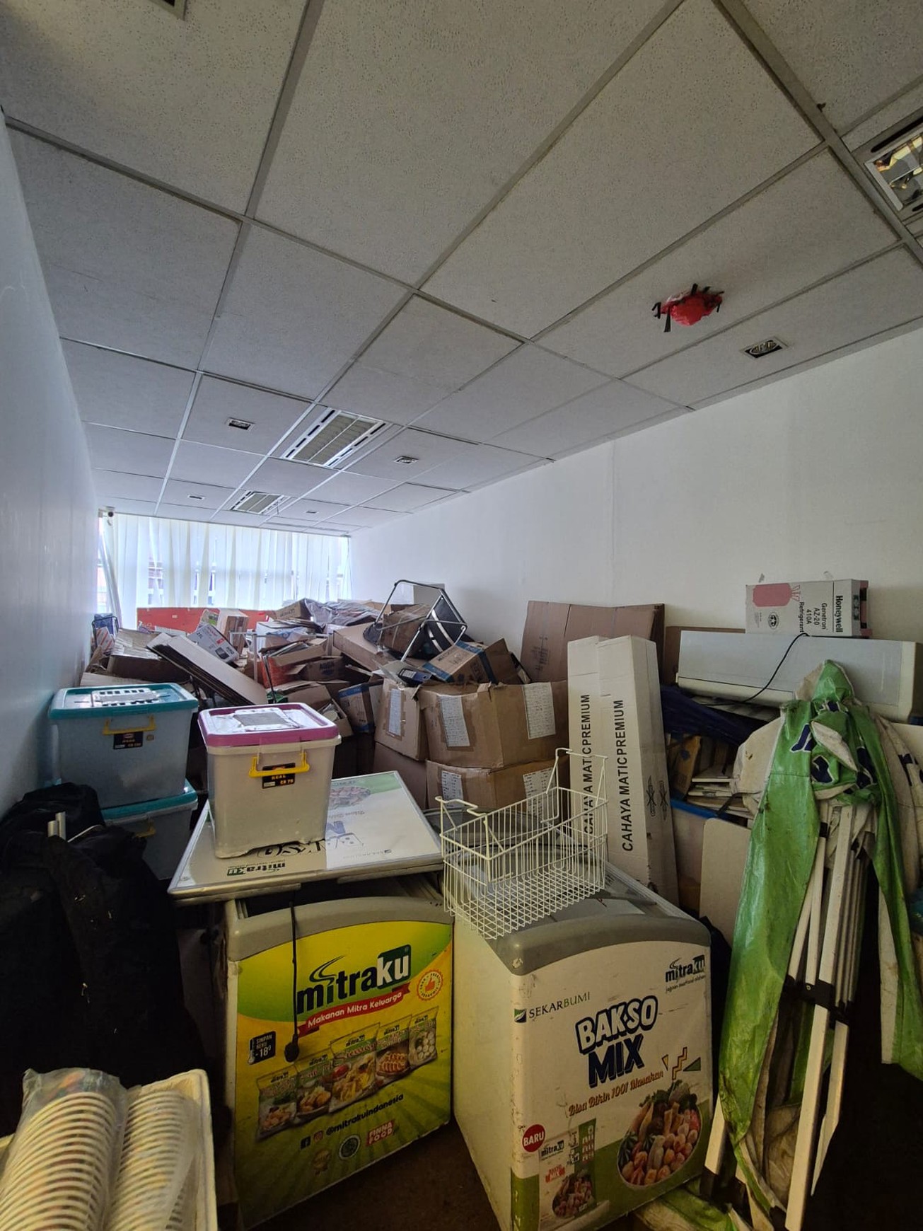 Disewakan office space Plaza Asia Senayan di jl Jend. Sudirman 