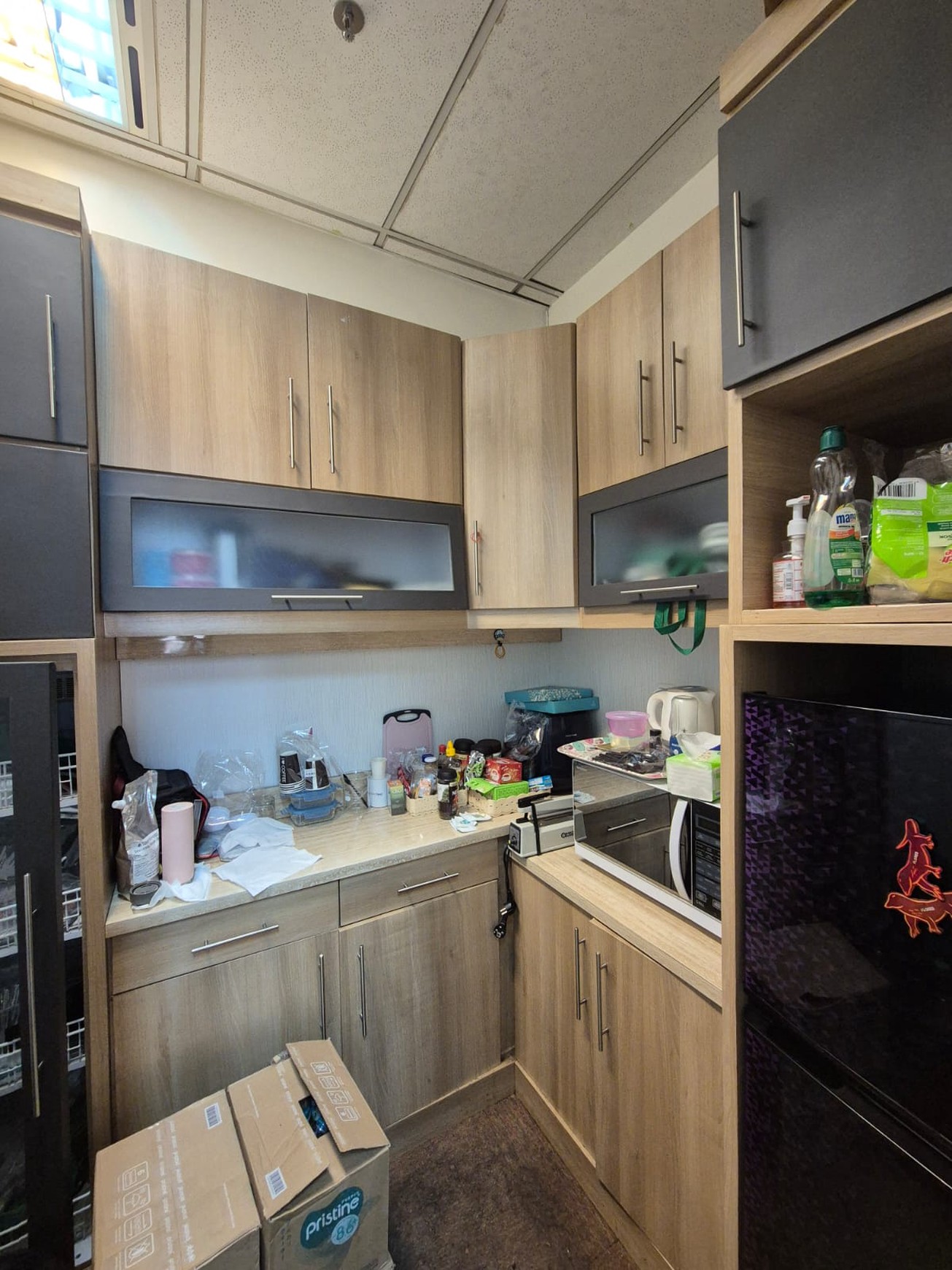Disewakan office space Plaza Asia Senayan di jl Jend. Sudirman 