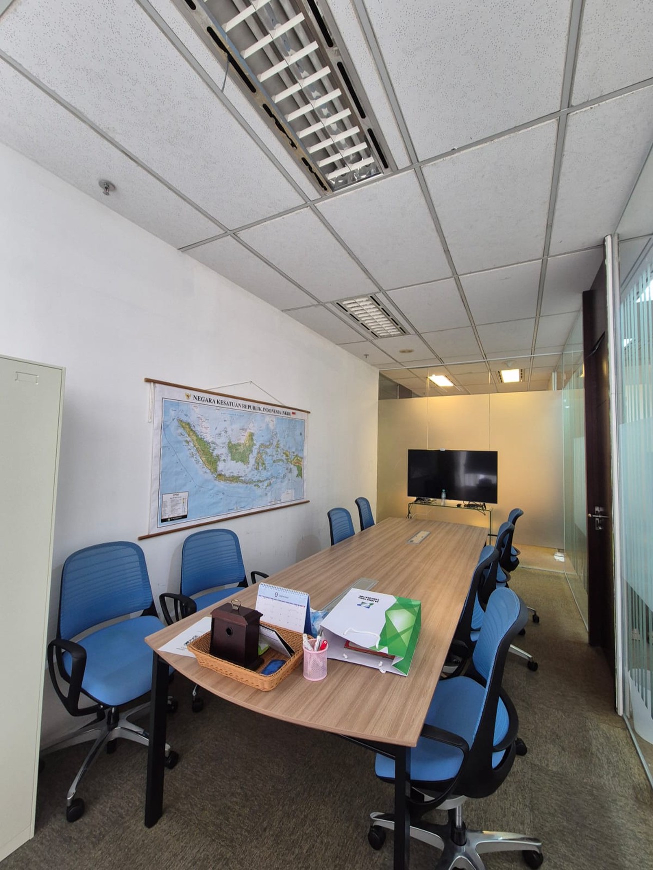 Disewakan office space Plaza Asia Senayan di jl Jend. Sudirman 