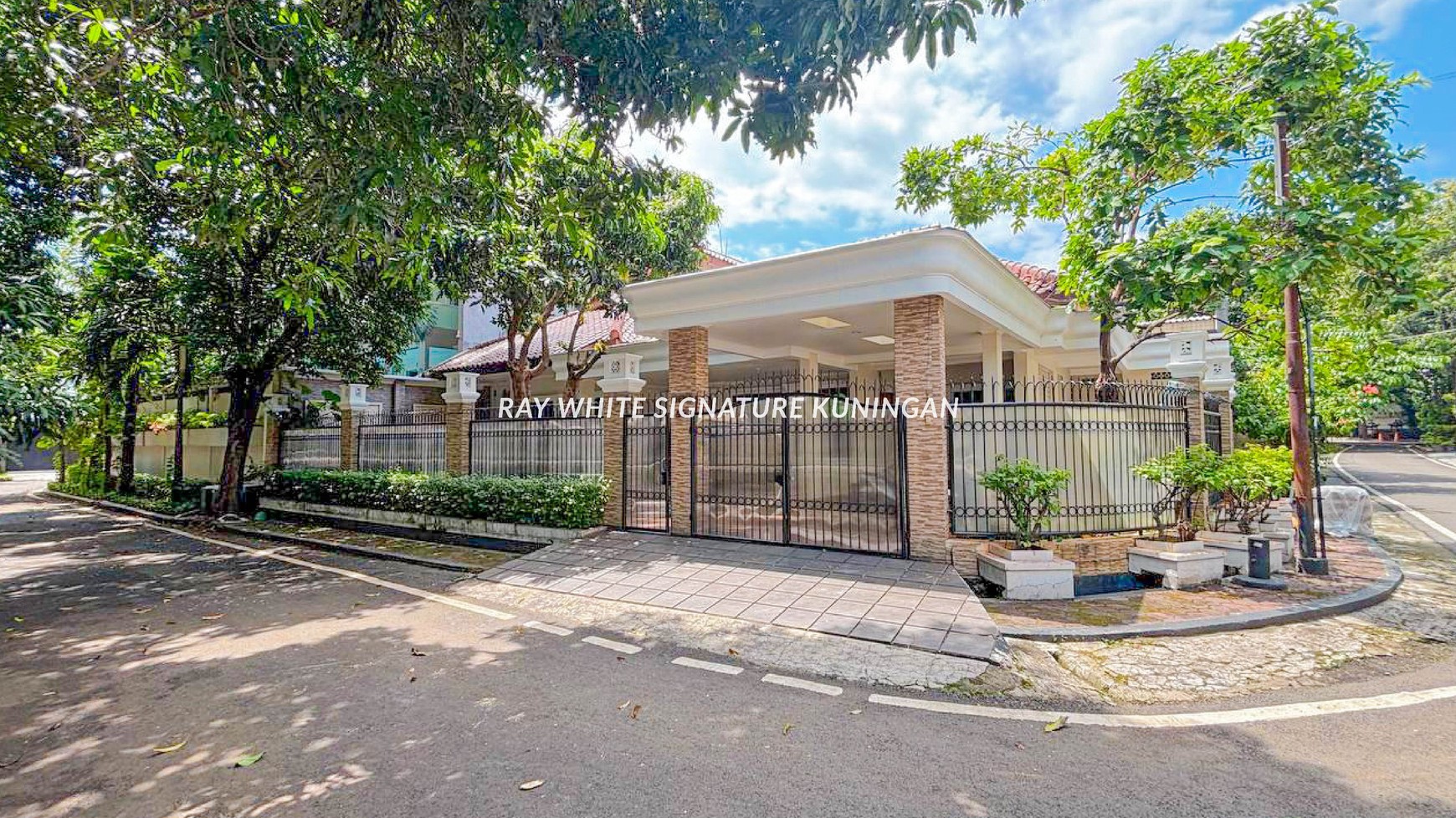 Rumah Hitung Tanah Area Cipete