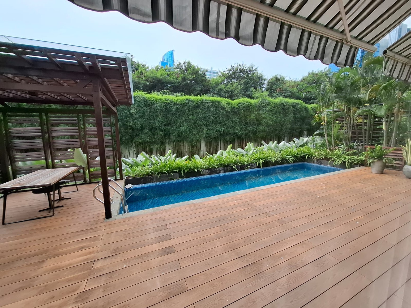 Rumah Hitung Tanah Area Cipete