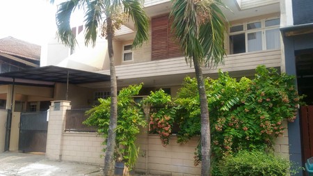 Rumah Nyaman 2 Lantai - Perumahan Tenang Lebak Bulus, Jakarta Selatan