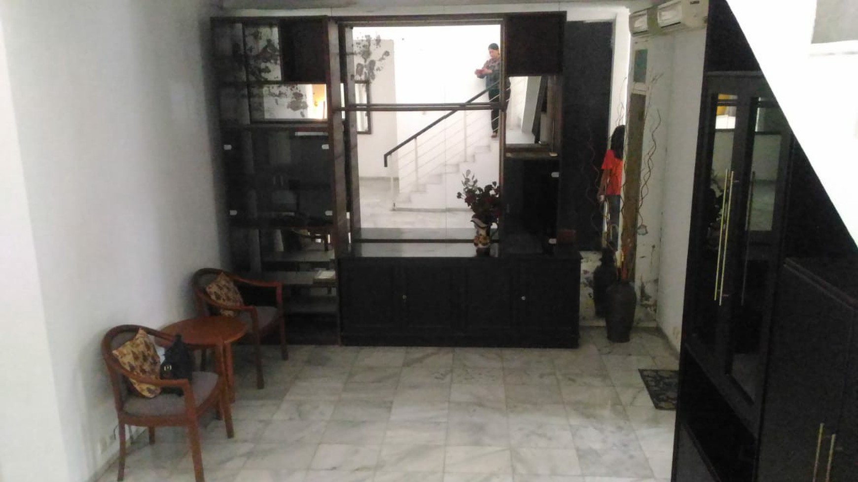 Rumah Nyaman 2 Lantai - Perumahan Tenang Lebak Bulus, Jakarta Selatan