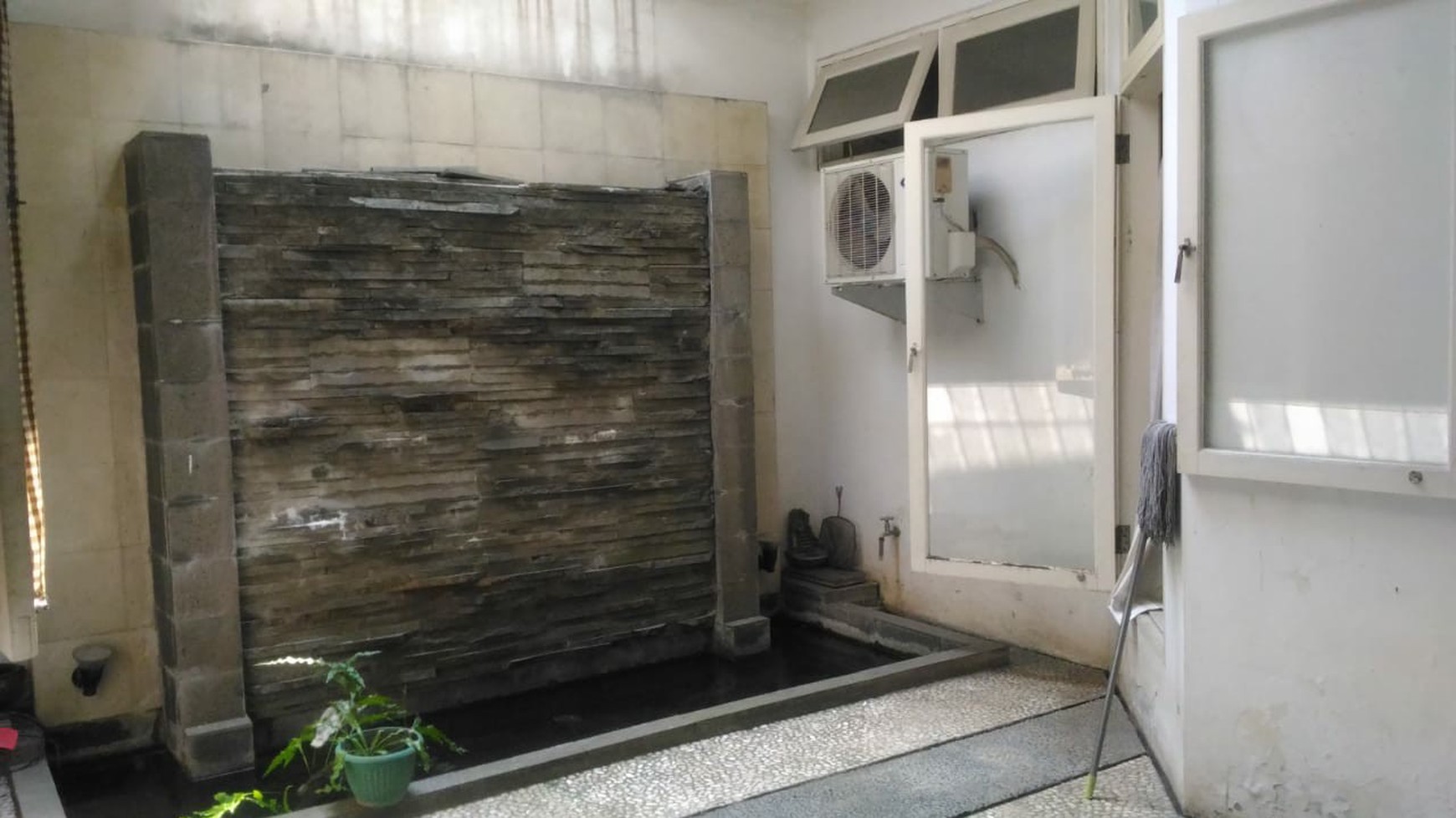 Rumah Nyaman 2 Lantai - Perumahan Tenang Lebak Bulus, Jakarta Selatan