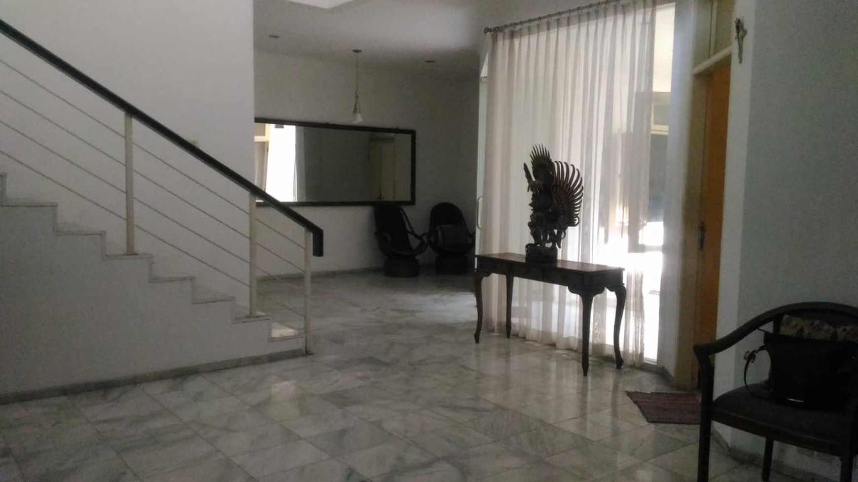 Rumah Nyaman 2 Lantai - Perumahan Tenang Lebak Bulus, Jakarta Selatan