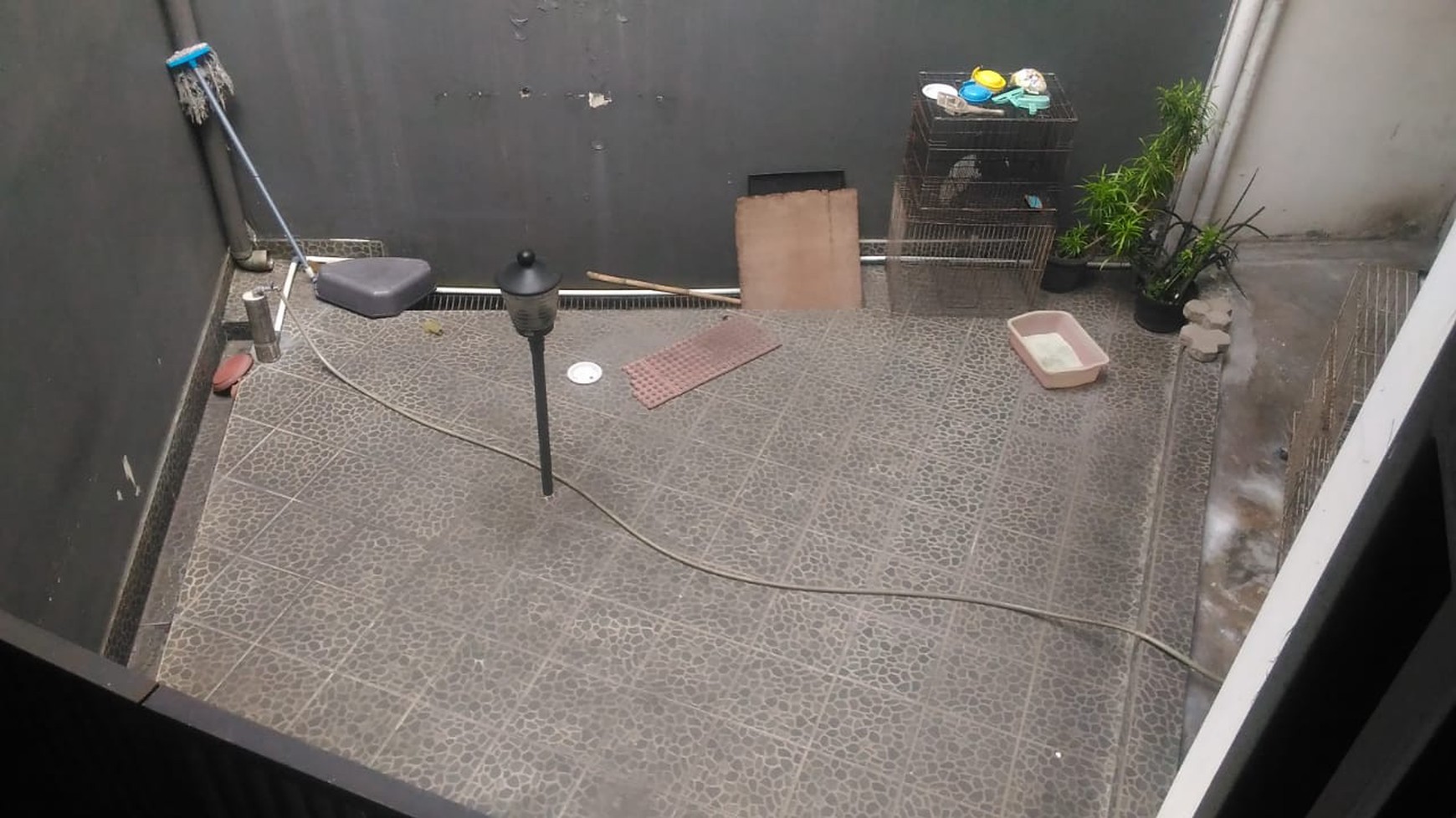 Rumah 2 Lantai di Perumahan Besar & Tenang - Lebak Bulus, Jakarta Selatan