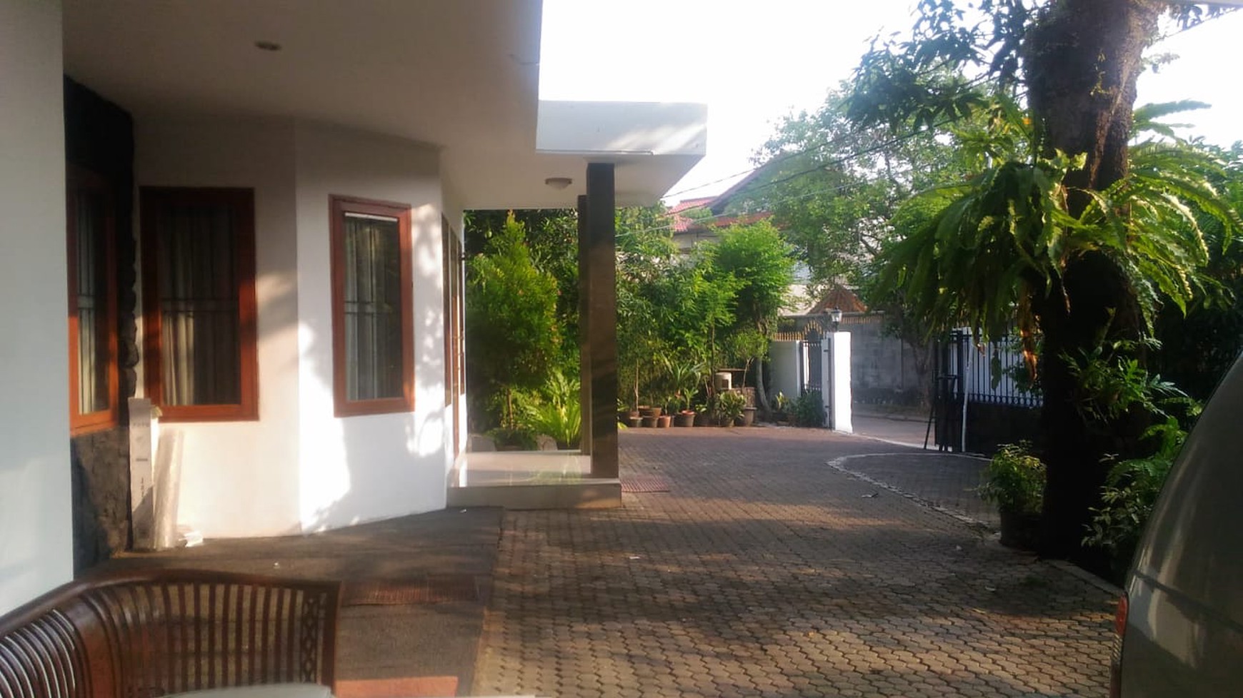 Rumah 2 Lantai di Perumahan Besar & Tenang - Lebak Bulus, Jakarta Selatan
