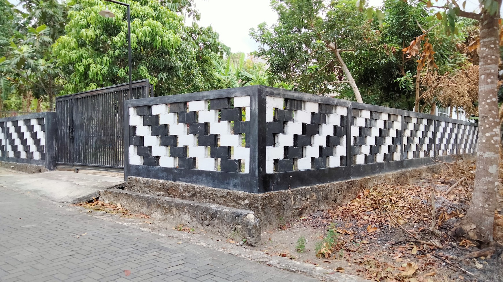 Tanah pekarangan dekat Raja Klana Resto Balecatur gamping Sleman Yogyakarta
