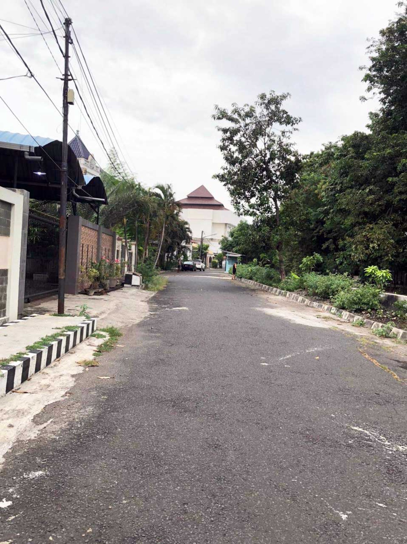Rumah di Panjang Jiwo Permai Surabaya Selatan, Bagus + Terawat, Siap Huni