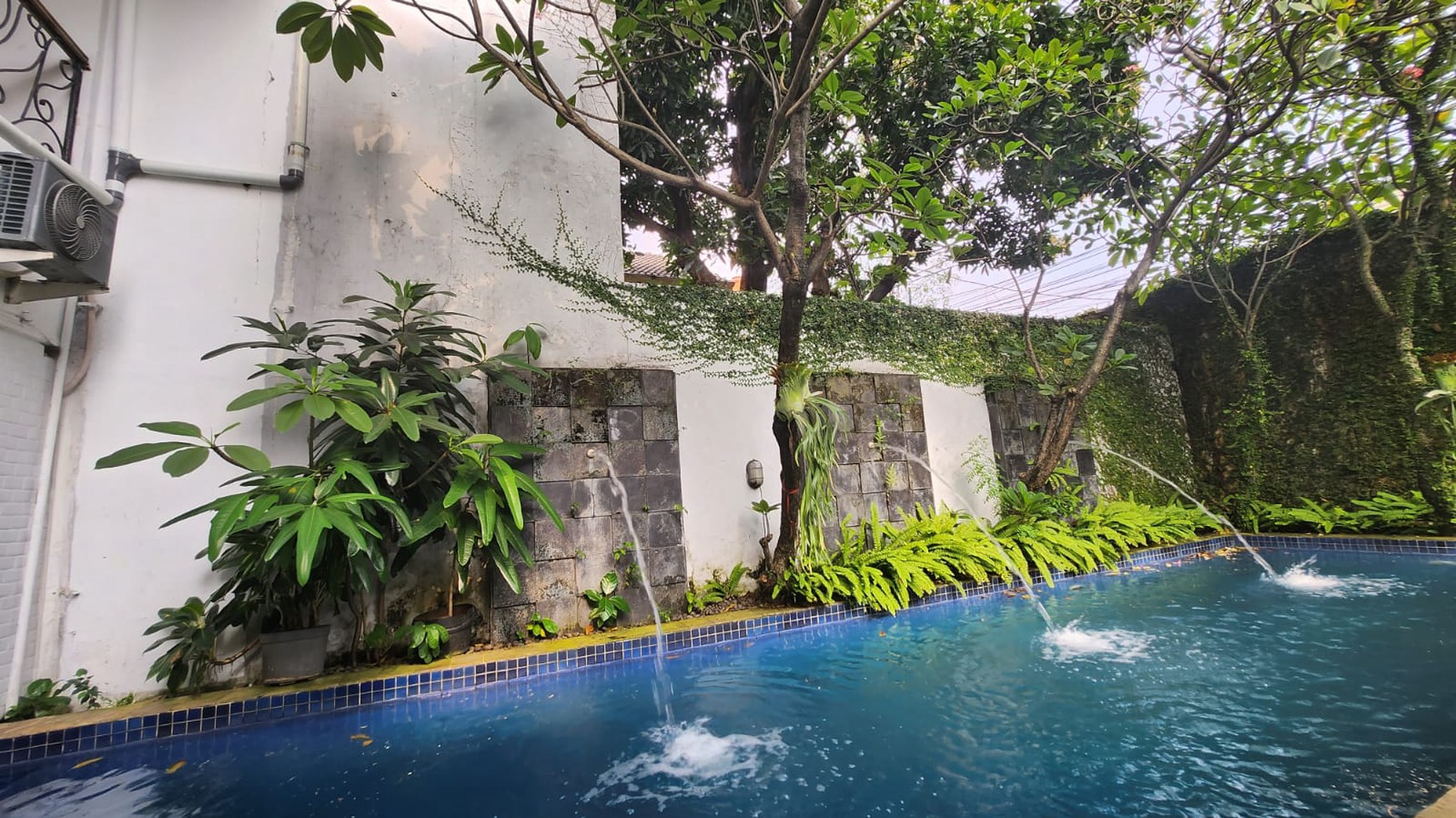 Dijual Rumah Cantik Siap Huni Lokasi Di Cipete, Jakarta Selatan