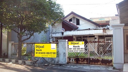 Rumah Hitung Tanah !!! di Panjang Jiwo Permai Selatan Surabaya Selatan, Luas 9 x 25 m2, Hadap Selatan