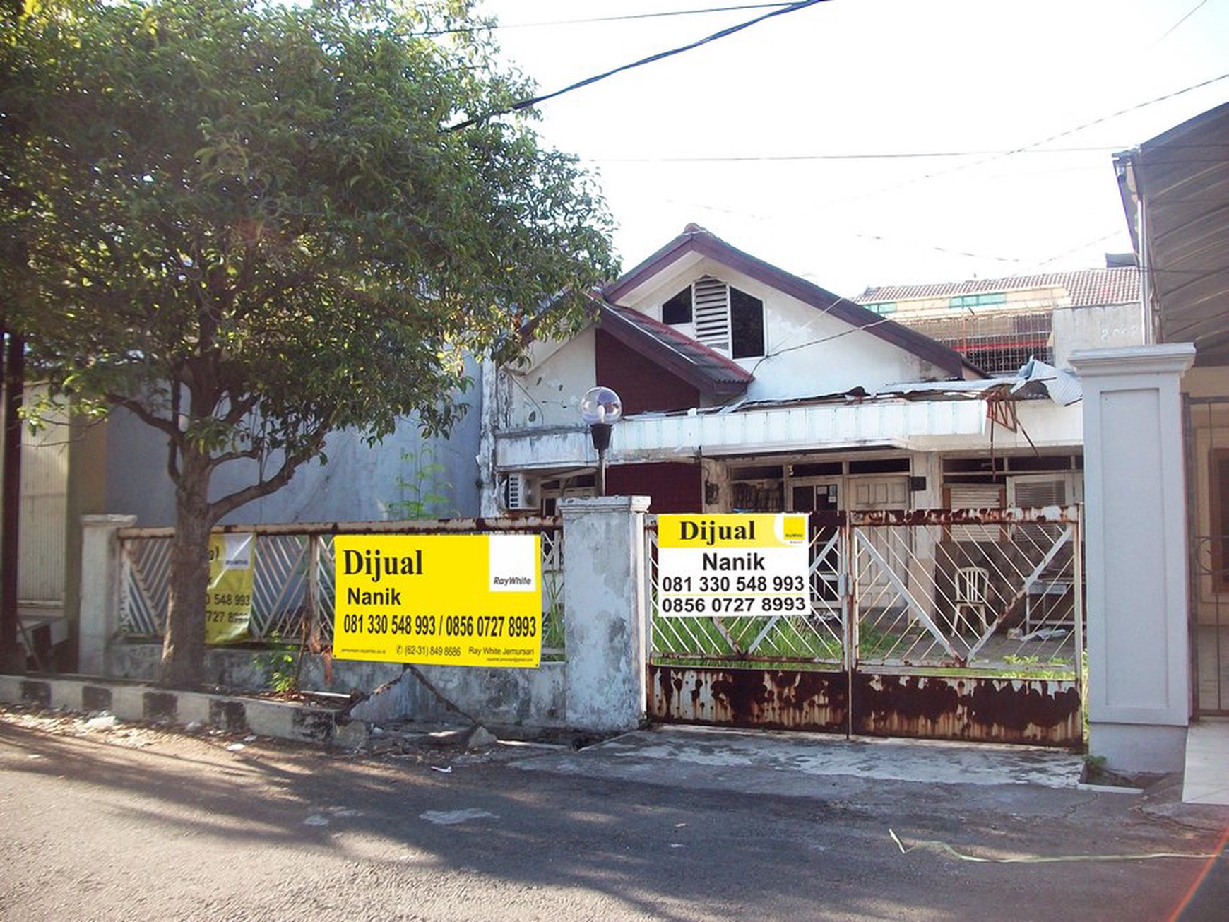Rumah Hitung Tanah !!! di Panjang Jiwo Permai Selatan Surabaya Selatan, Luas 9 x 25 m2, Hadap Selatan