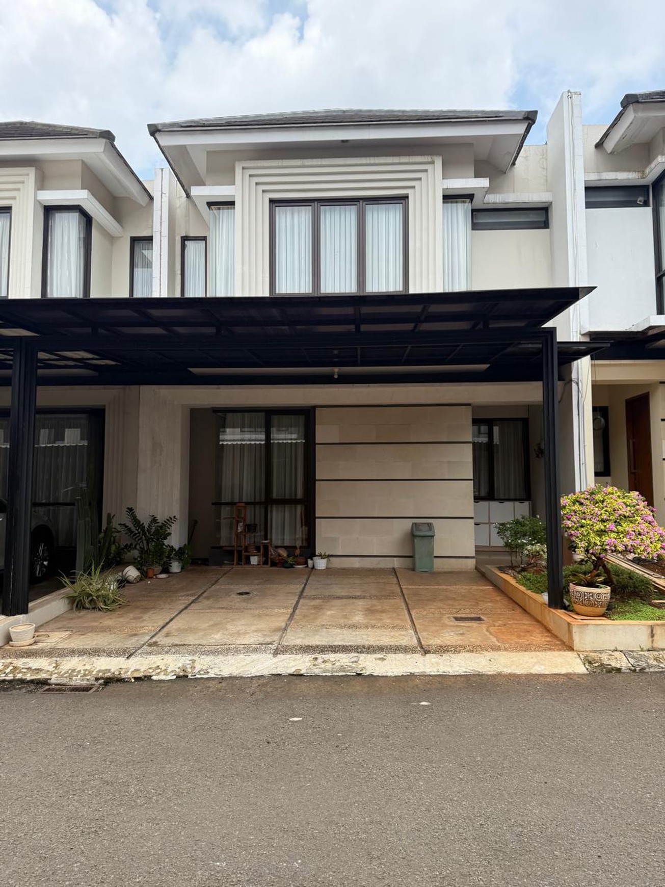 Rumah Siap Huni dengan Hunian Nyaman dan Asri @Ciputat.