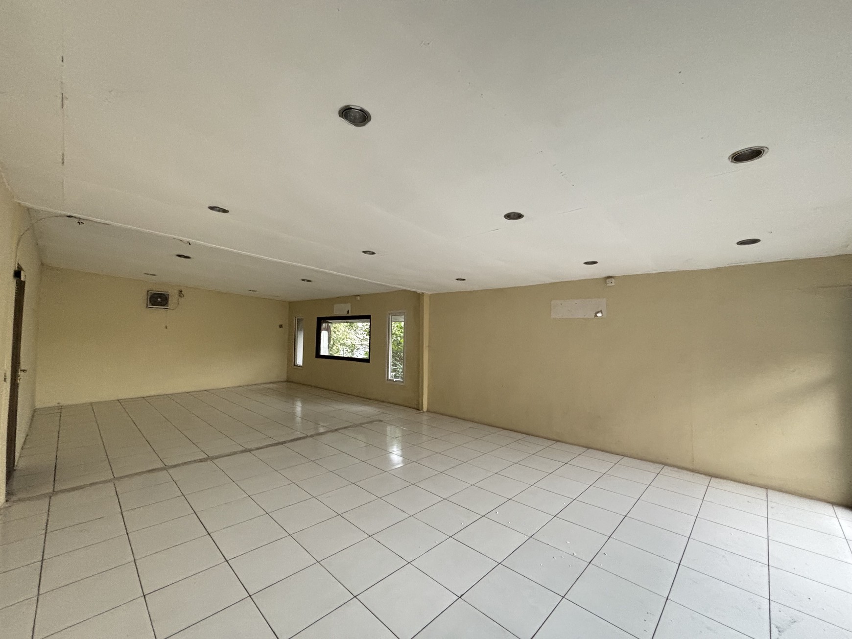 Ruko 2 Lantai Cocok untuk Resto di Jl. Raya Alternatif Cibubur 