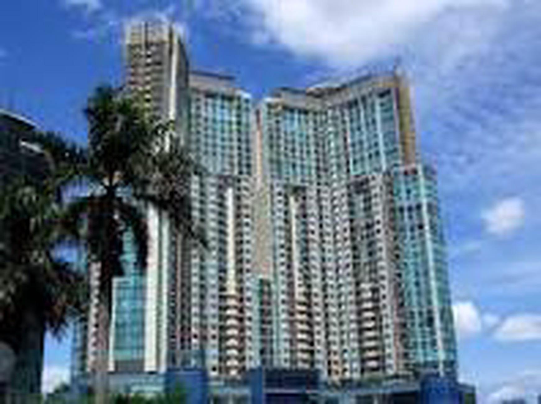 Apartemen Bellagio Residence 1+1 Bedroom, 56 m2, furnished, city view, lokasi strategis di mega kuningan, bebas ganjil-genap