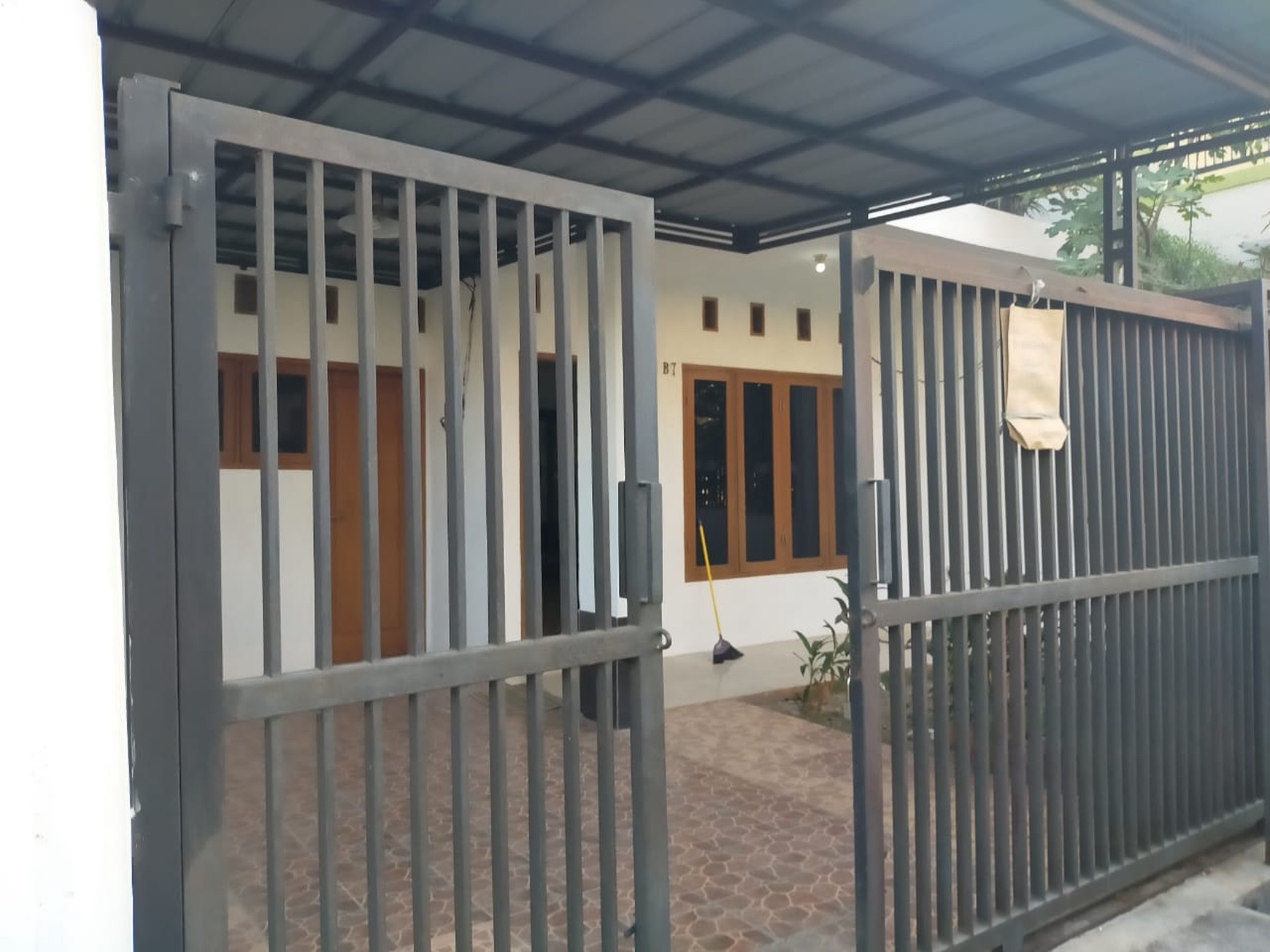 Disewakan Rumah 2 Lantai Maya Persada Regency Jatibening