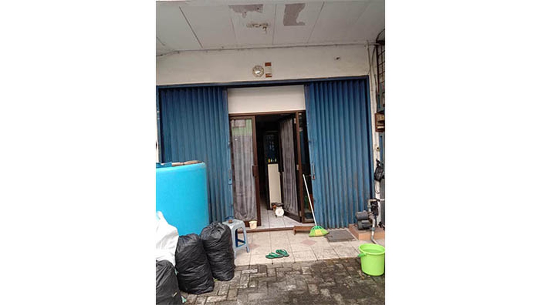 Ruko Pecah Kulit, Mangga Besar, Tanah ngantong