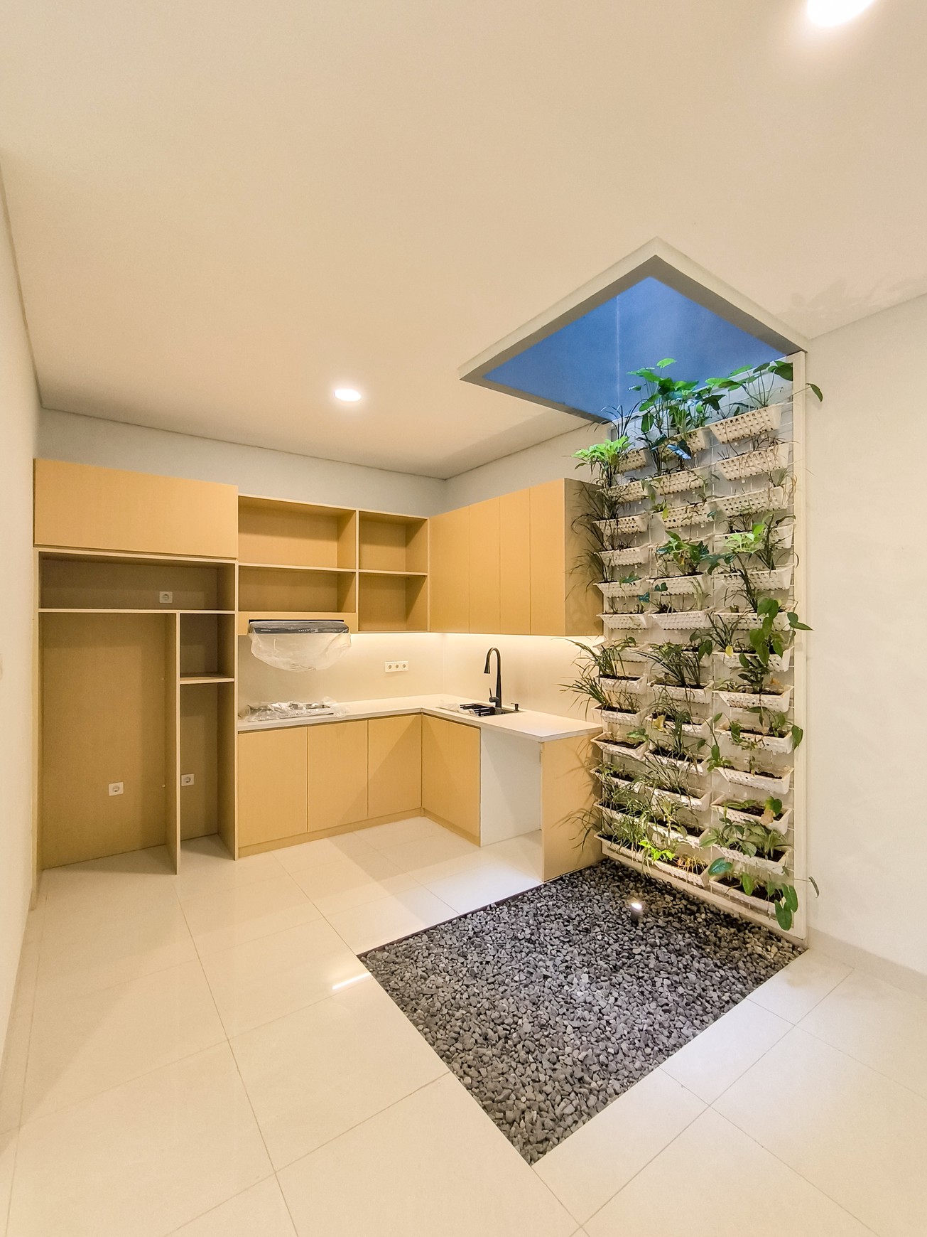 Rumah Brand New dalam cluster harga 2M di Bintaro Jaya