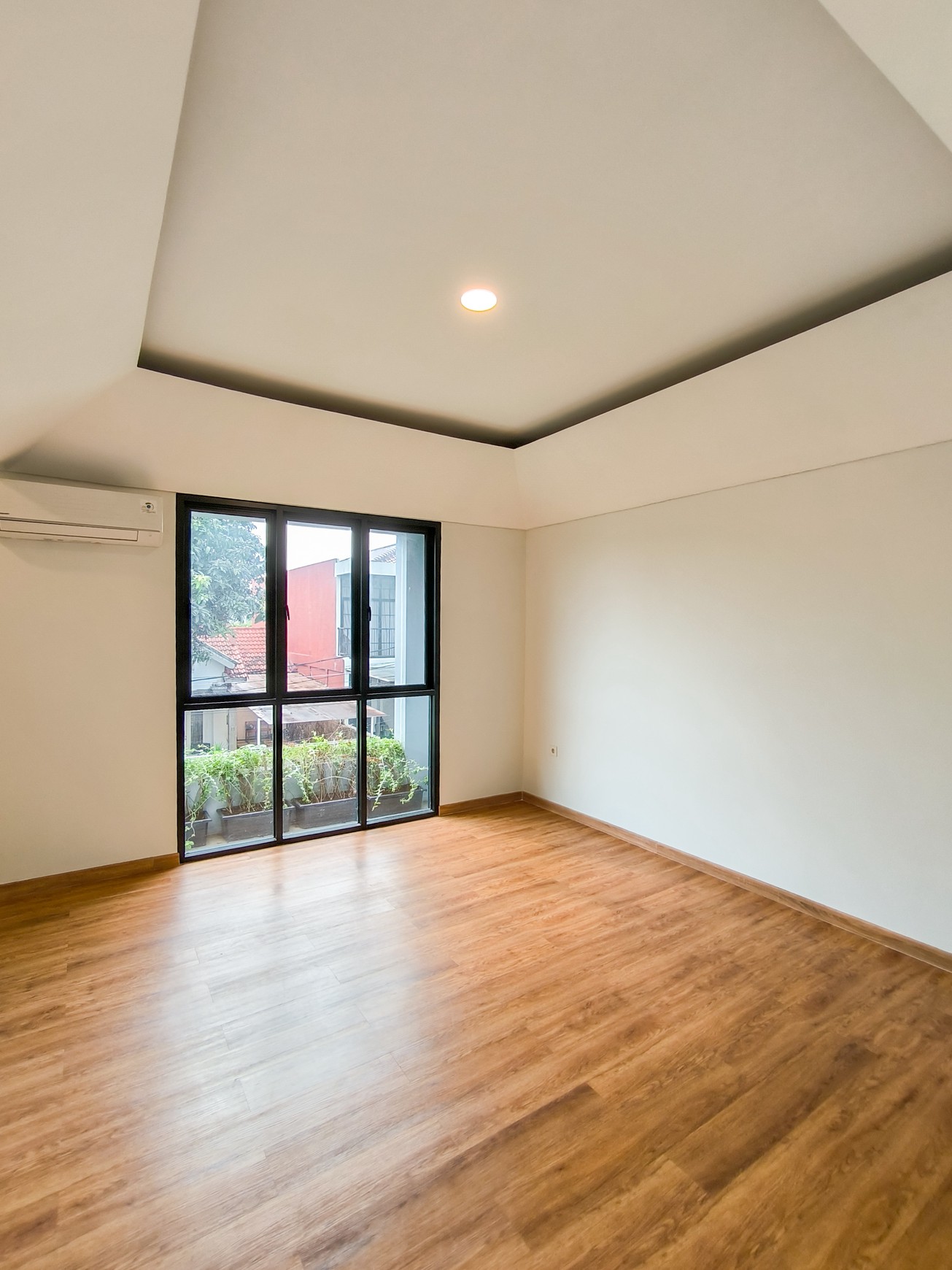 Rumah Brand New dalam cluster harga 2M di Bintaro Jaya
