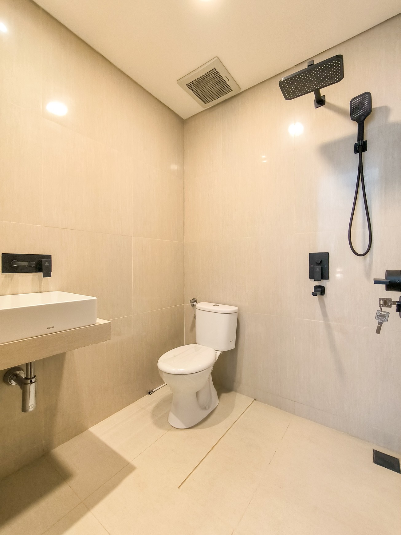Rumah Brand New dalam cluster harga 2M di Bintaro Jaya