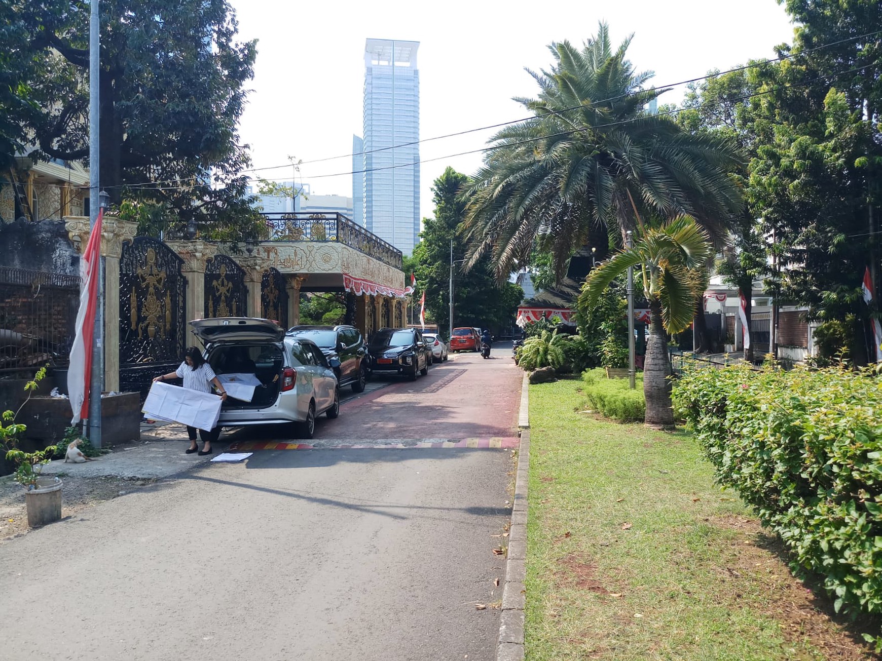 Dijual Tanah Cocok Untuk Tempat Tinggal Dan Tempat Usaha Lokasi Di Jl. Flamboyan, Karet, Jakarta Selatan