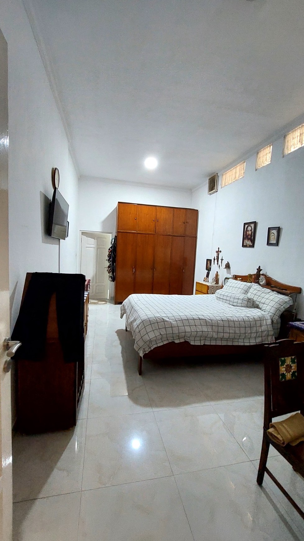 Dijual Rumah Bagus Terawat Lokasi Di Jl. Pulomas Barat, Pulo Gadung, Jakarta Tmur