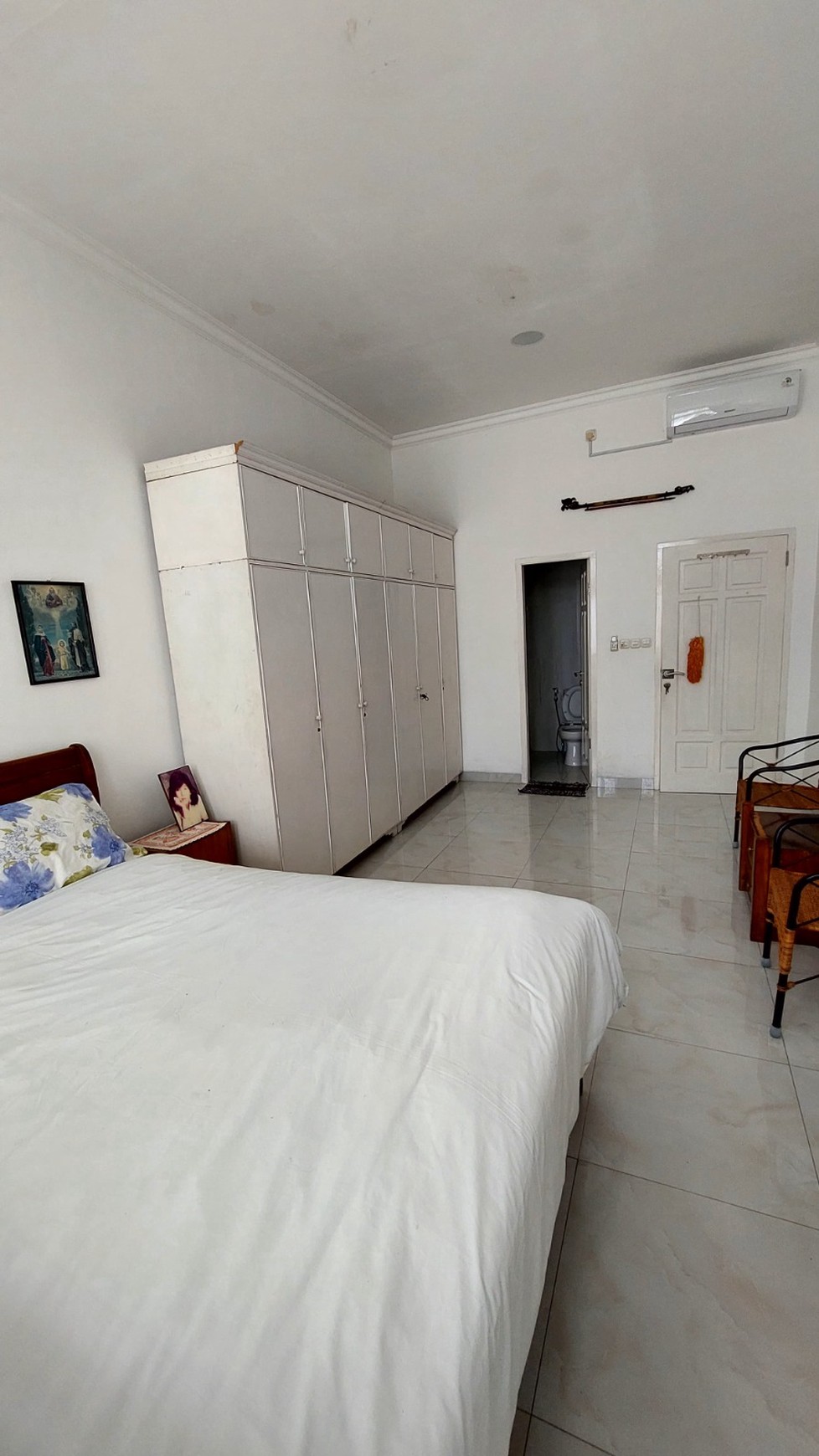 Dijual Rumah Bagus Terawat Lokasi Di Jl. Pulomas Barat, Pulo Gadung, Jakarta Tmur